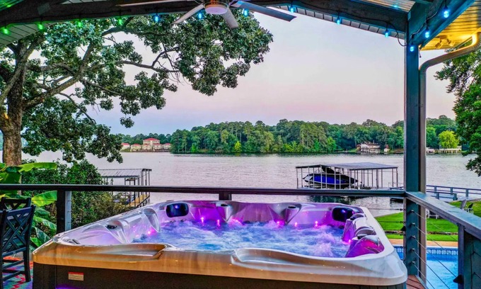 Piney Casa | Lakeside Retreat w/Pool, Hot Tub, Games & Dock