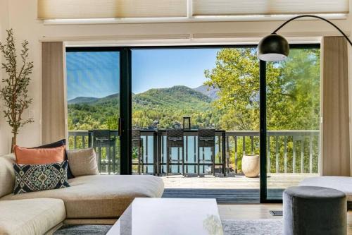 Lake Lure Casa | Lakeside Serenity Mnt Views Decks Foosball