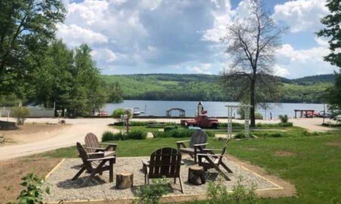 Lochmere Casa | Lakeside Suite with full Kitchen