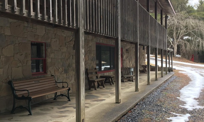 Petersburg Casa | Lakeside view at Camp Golden Pond and affordable lodging for Penn State Events.