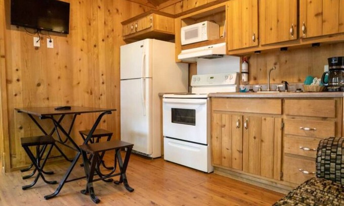 Cadiz Chalet De Esquí | Lakeview Cozy Chalet 1 - Bring the Dog