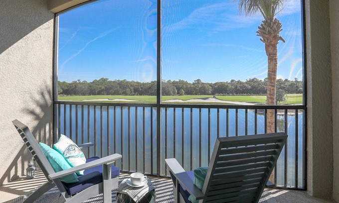 Braden River Condominio | Exquisito condominio en el tercer piso en Lakewood National con todas las comodidades de acceso: Lakewood National 09