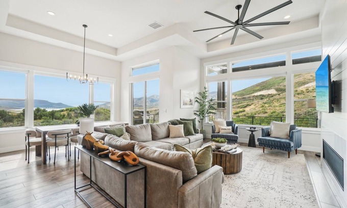 Deer Mountain Casa | Lakeview - minutes outside of Park City