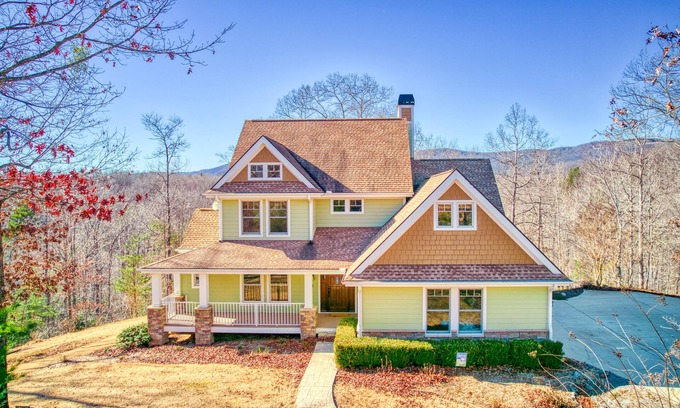 Mill Spring Casa | Lakeview retreat with Free Wifi, hot tub, fireplaces, patio, balcony, & grill