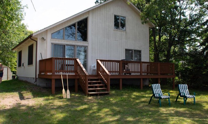 Au Gres Casa | Lakeview & Wildlife
