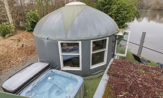 Beckford Cabaña | Lakeview Yurt, BECKFORD