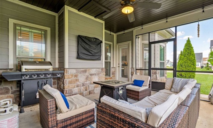 Winchester Casa | Lakin It Easy-Pool, Twin Creeks Marina, & Dry Creek Beach