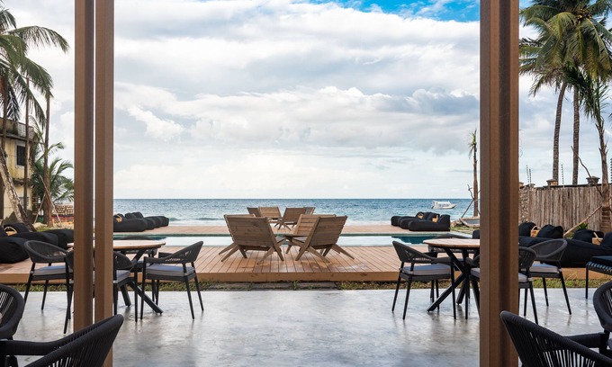 Diani Beach Hotel | LalaGalu