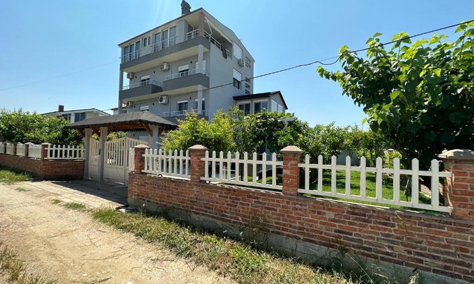 Qerek Apartamento | Lalzi Rental apartments