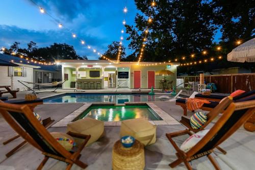 Bay St Louis Casa | LaMaison Cotiere Coastal Retreat w Elegance