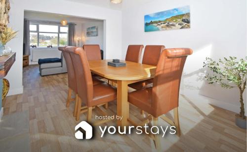 Burslem Casa | Lancaster House by YourStays - Gorgeous family home in the countryside