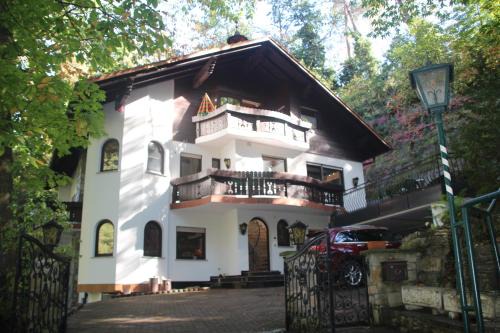 Wachenheim an der Weinstrasse Casa | Landhaus ideal 1
