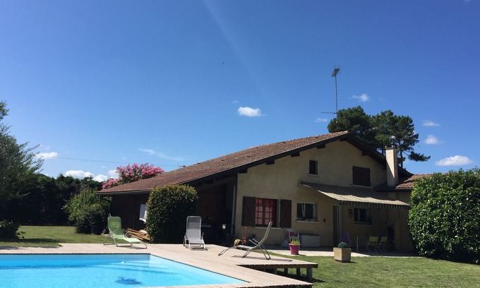 Saint-Paul-les-Dax Casa | Casa Landaise, 3 dormitorios, piscina privada.
