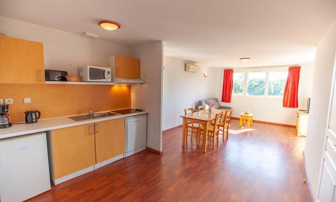 Cassen Apartamento | Landes Charm: Modern Comforts Meet Traditional Warmth, Pet-Friendly