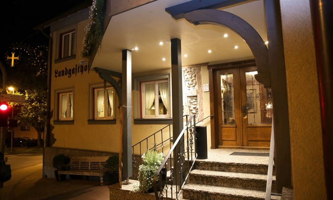 Dettingen-Wallhausen Casa | Landgasthof Kreuz