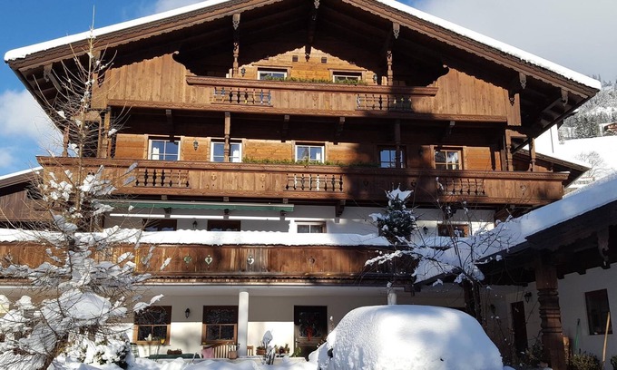 Inneralpbach Apartamento | Landhaus Moser cozy living in the ski and hiking area