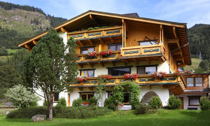 Maishofen Apartamento | Landhaus Weiß