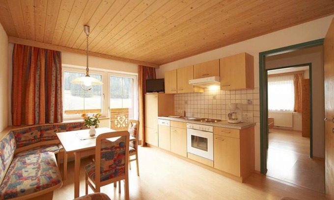 Flachau Otro | Landhaus Winter - Apartment type 1 (2-4 persons/1 bedroom, 1 WC)