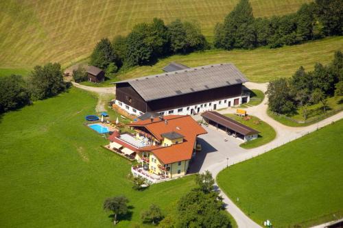 Flachau Apartamento | Landhotel Hinteraigengut