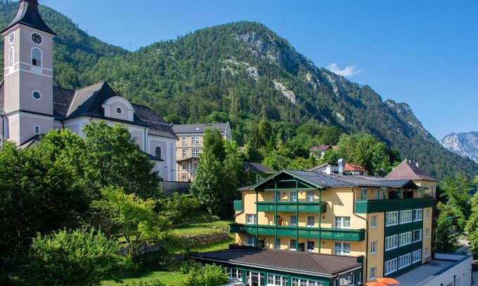 Ebensee Hotel | Landhotel Post