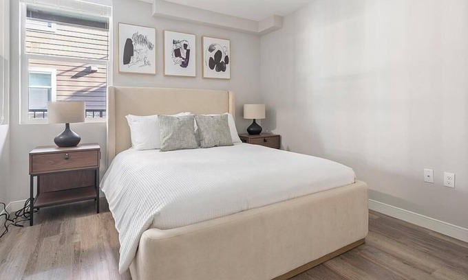 Pleasant Valley Apartamento | Landing at 134th Street Lofts - 1 Bedroom in Pleasant Valley