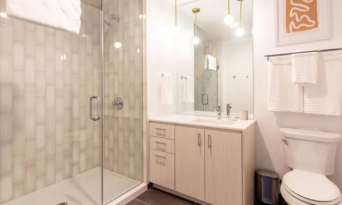 Buckman Neighborhood Apartamento | Landing at 5 MLK - 2 Bedrooms in Southeast Portland