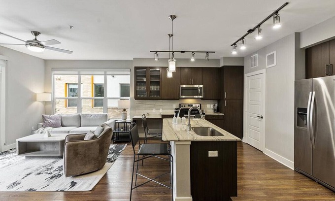 Mueller Apartamento | Landing at AMLI on Aldrich - 1 Bedroom in Mueller