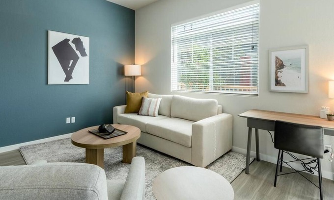 Thornton Apartamento | Landing at Avilla Eastlake - 1 Bedroom in Downtown Thornton