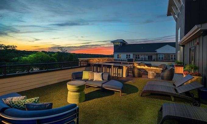 Northwest Columbus Apartamento | Landing at Berkley House - 2 Bedrooms in Downtown Columbus
