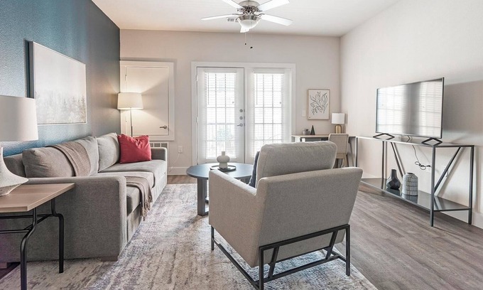 San Antonio Apartamento | Landing at Esperanza - 1 Bedroom in Alamo Ranch...