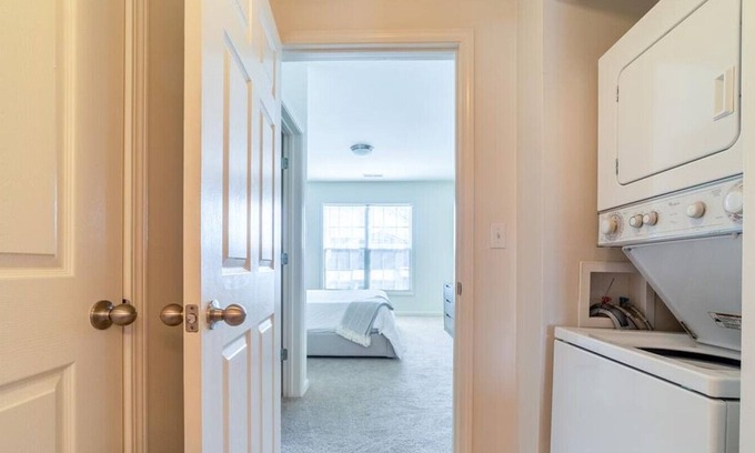 Lexington Apartamento | Landing at Forty 57 Apartment Homes - 1 Bedroom in Downtown Lexington