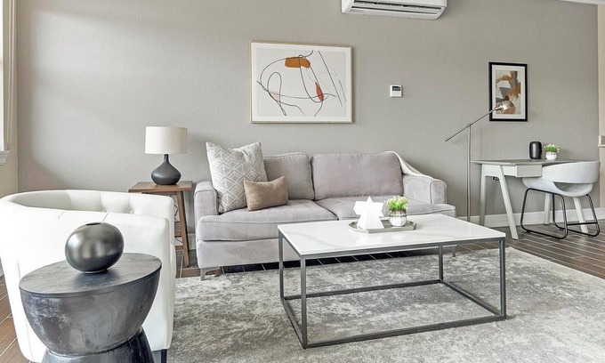 Loveland Apartamento | Landing at Johnstown Plaza - 1 Bedroom in Johns...