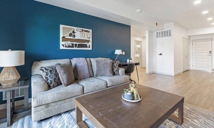 North Mountain Apartamento | Landing at Lucero - 1 Bedroom in North Mountain Village