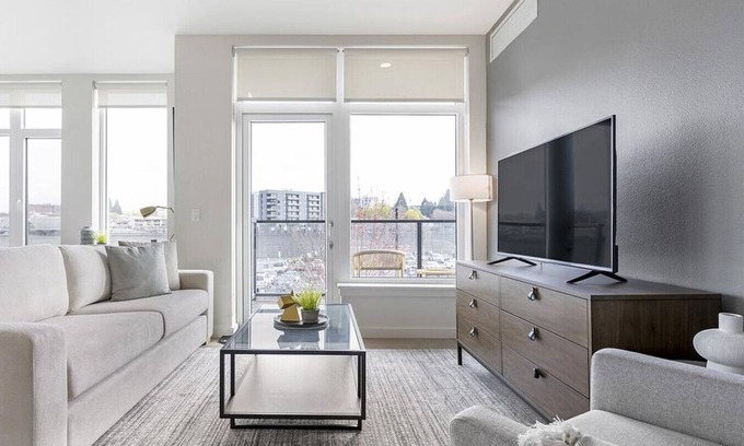 Downtown Vancouver Apartamento | Landing at Rediviva - 2 Bedrooms in Esther Short