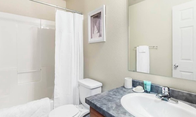 Vancouver Apartamento | Landing at Rock Creek Commons - 2 Bedrooms in Orchards