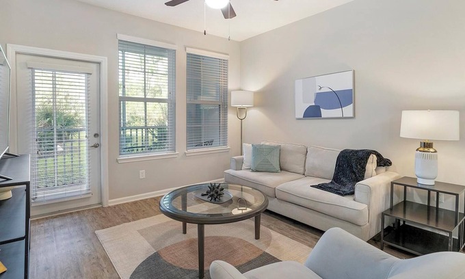 Land O' Lakes Apartamento | Landing at Soltair Cypress Creek - 1 Bedroom in...