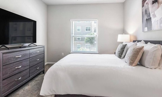 Stone Oak Apartamento | Landing at The Abbey at Sonterra - 2 Bedrooms in Stone Oak
