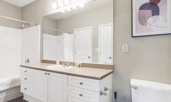 Duluth Apartamento | Landing at The Berkeley - 1 Bedroom in Downtown Duluth