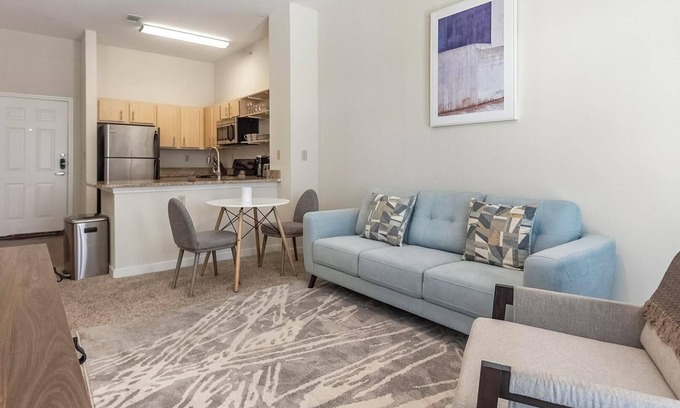 New Pathways Apartamento | Landing at The Bristol on Union - 1 Bedroom in ...