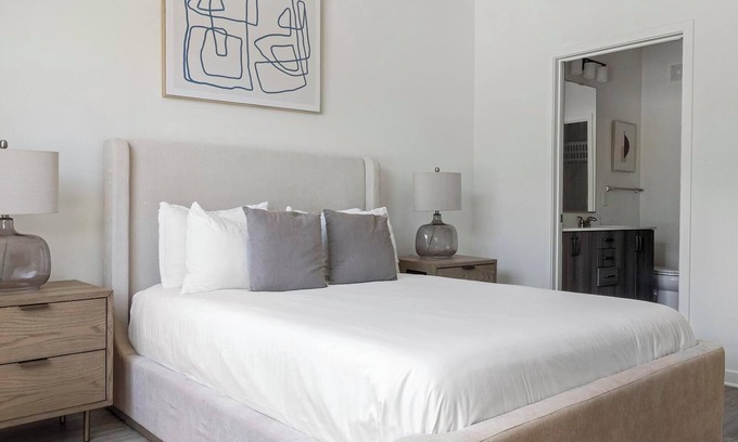 Mableton Apartamento | Landing at The Eddy at Riverview - 2 Bedrooms i...
