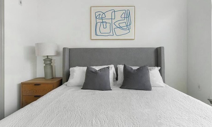 Potomac West Apartamento | Landing at The Frasier - 2 Bedrooms in Potomac Yard