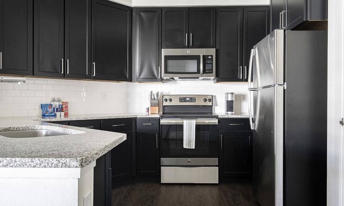 Covington Apartamento | Landing at The Green at Northpark - 1 Bedroom in Downtown Covington