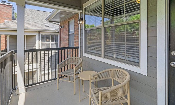 Fort Worth Apartamento | Landing at The Heights of Cityview - 2 Bedrooms in Downtown Fort Worth