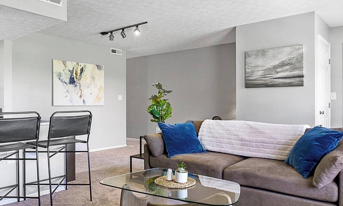 Downtown Dayton Apartamento | Landing at The Landing - 1 Bedroom in East Dayton