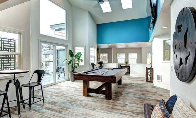 Everett Apartamento | Landing at The Lynx Apartments - 1 Bedroom in Westmont
