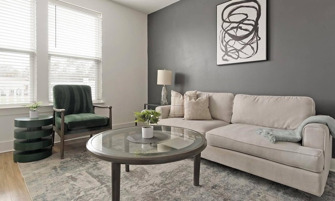 Fort Mill Apartamento | Landing at The Mason at Six Mile Creek - 1 Bedr...