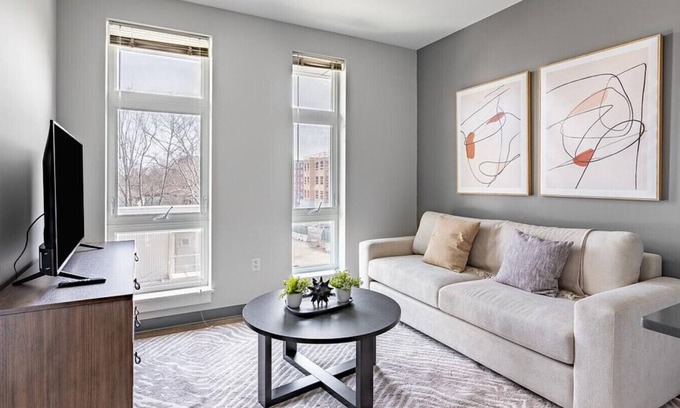 St. Elizabeth's Apartamento | Landing at The Overlook at St. Gabriel's - 1 Bedroom in Downtown Brighton