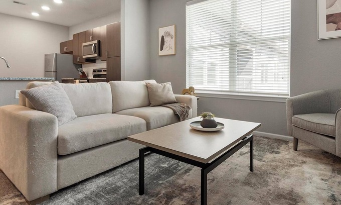 Chesterfield Apartamento | Landing at The Parq at Chesterfield - 1 Bedroom...