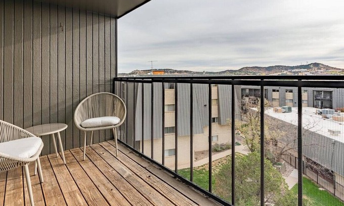 Northwest Colorado Springs Apartamento | Landing at The Flats at Pinecliff - 1 Bedroom in Northeast Colorado Springs