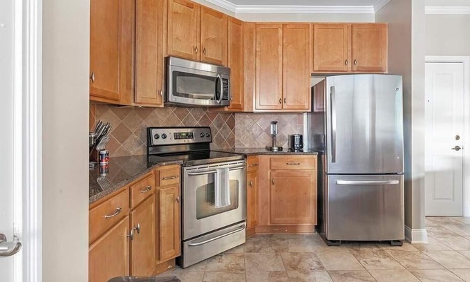 Greensboro Apartamento | Landing at The Village Lofts - 1 Bedroom in Downtown Greensboro